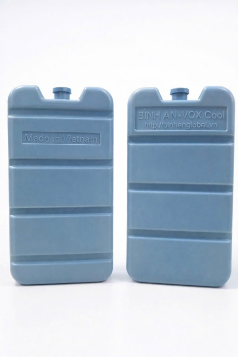Thanh pin nạp và giữ lạnh